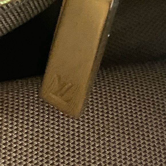 Louis Vuitton Cabas Mezzo Monogram Canvas Brown Canvas Tote Bag - Picture 11 of 13